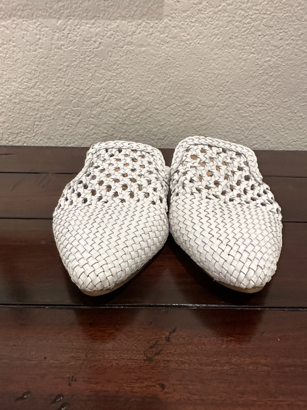 Sam Edelman Woven Pointed Mule in White - Picture 5 of 6